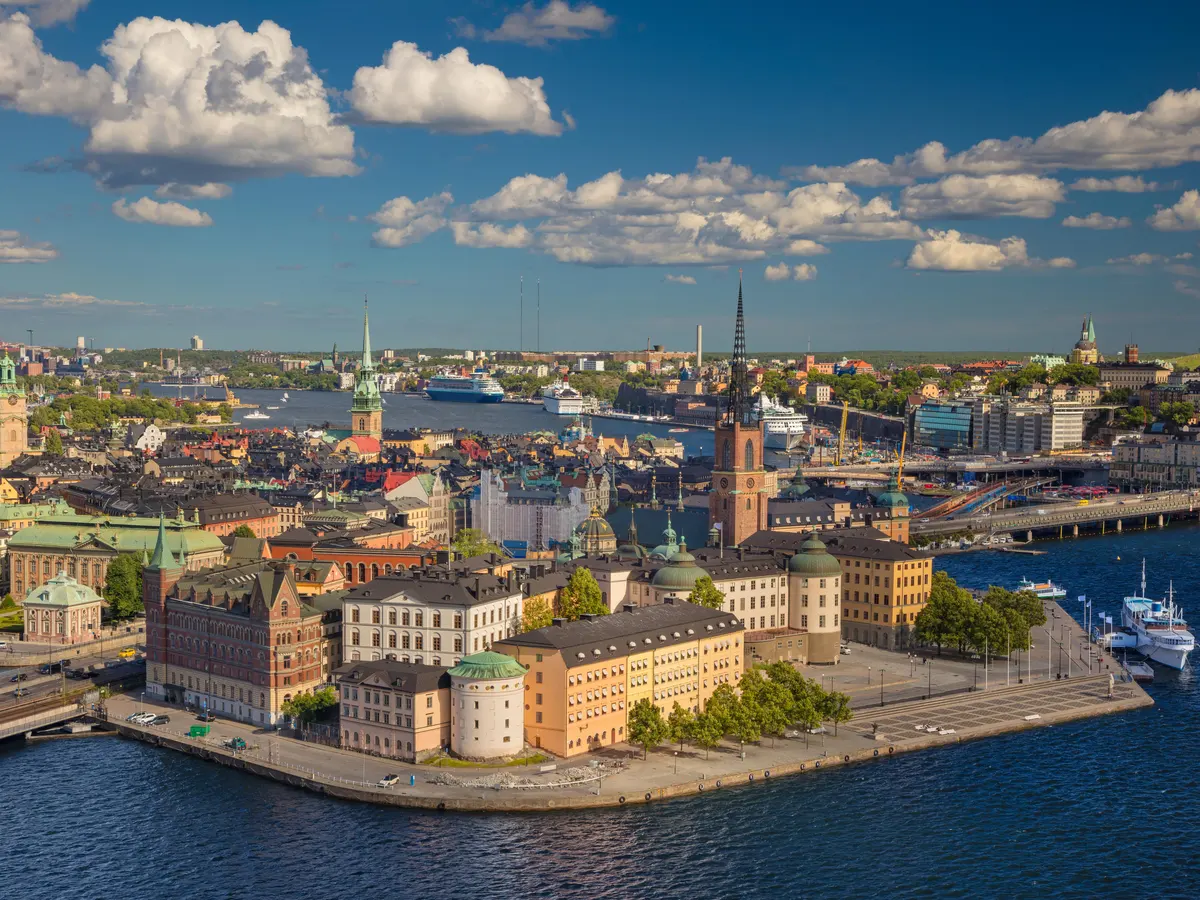 استکهلم، تردد خودروهای بنزینی و دیزلی را در مرکز شهر خود ممنوع می‌کند!