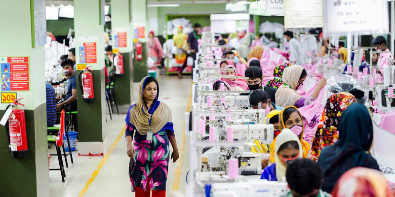 افزایش حداقل حقوق کارگران پوشاک بنگلادش به 113 دلار
